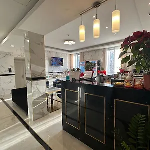 *** Hotel Midway Italien